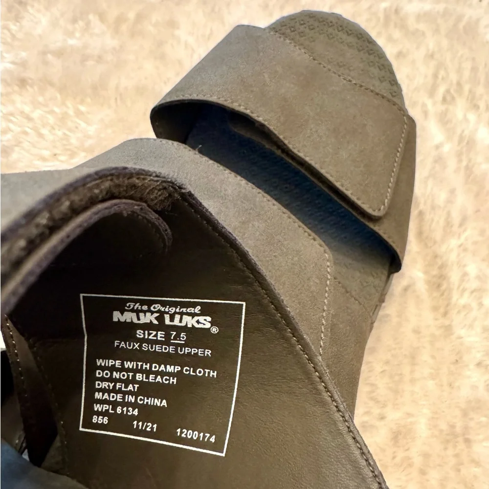 Muk Luks step into